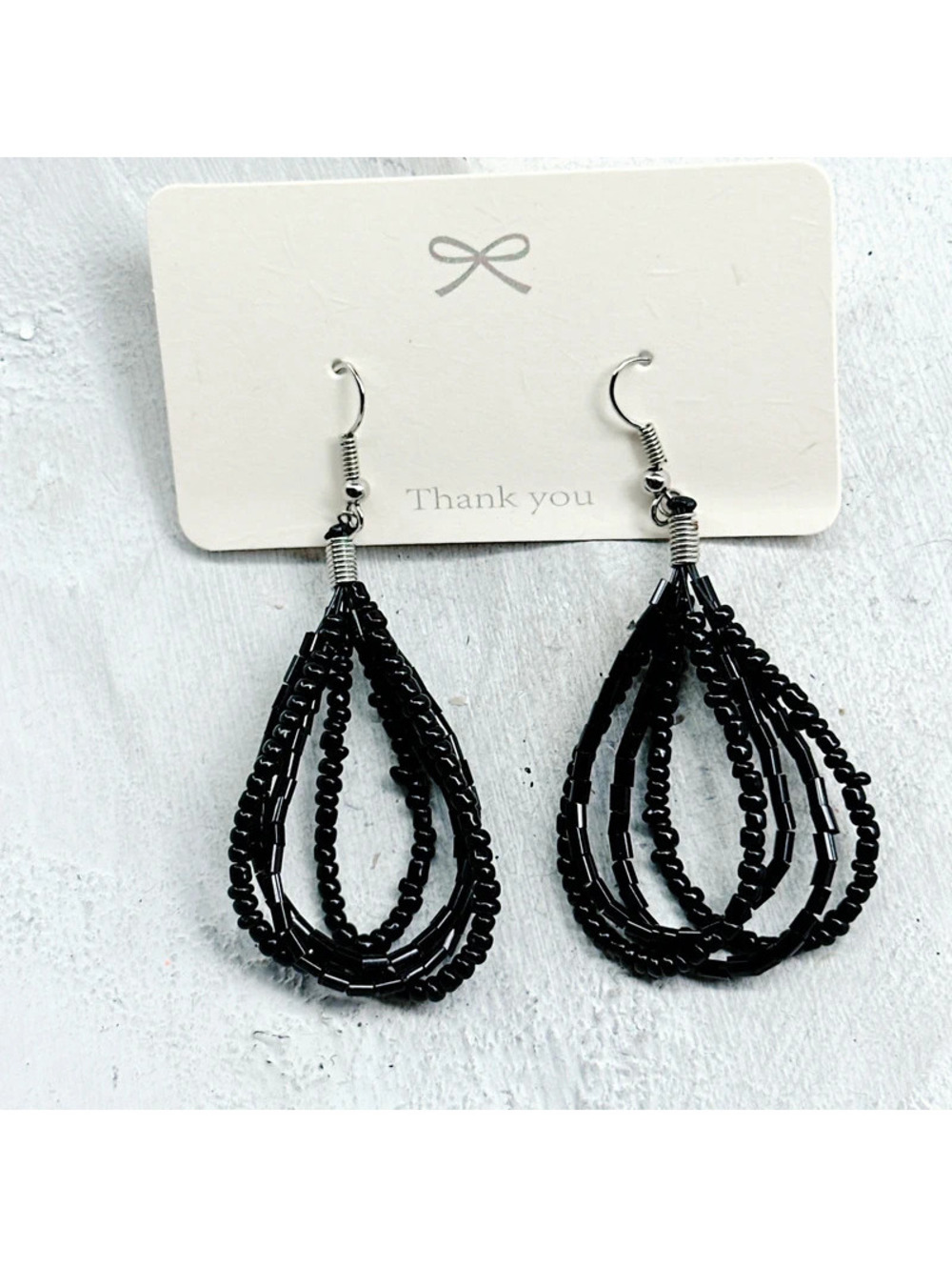 486mc. Black Seed Bead Earrings
